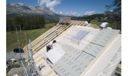 Eurotoit® Montagne, les panneaux de Sarking adaptés aux climats de montagne.